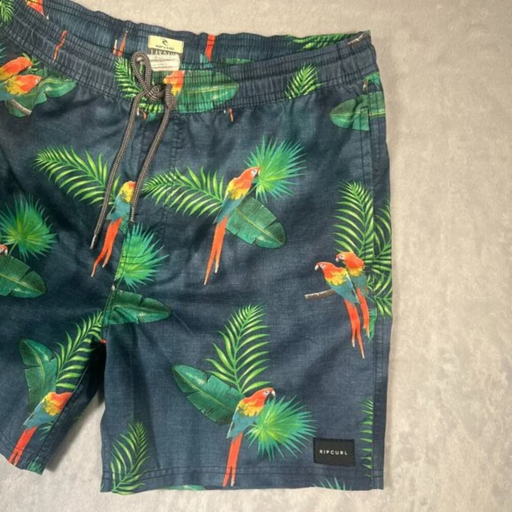 Rip Curl Lay Days Boardshorts Mens M Swim Trunks Parrot Palm Tree Tropical‎ Surf